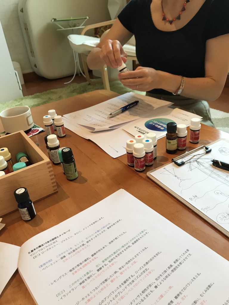 その人にぴったりのタイミングで。。アロマ講座でした^^