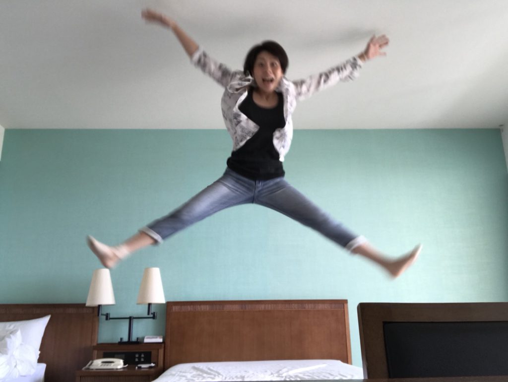 一年前に廃人生活をしていた私、今やパッパラパーな人間になりました。振動数、体感してみて〜♪