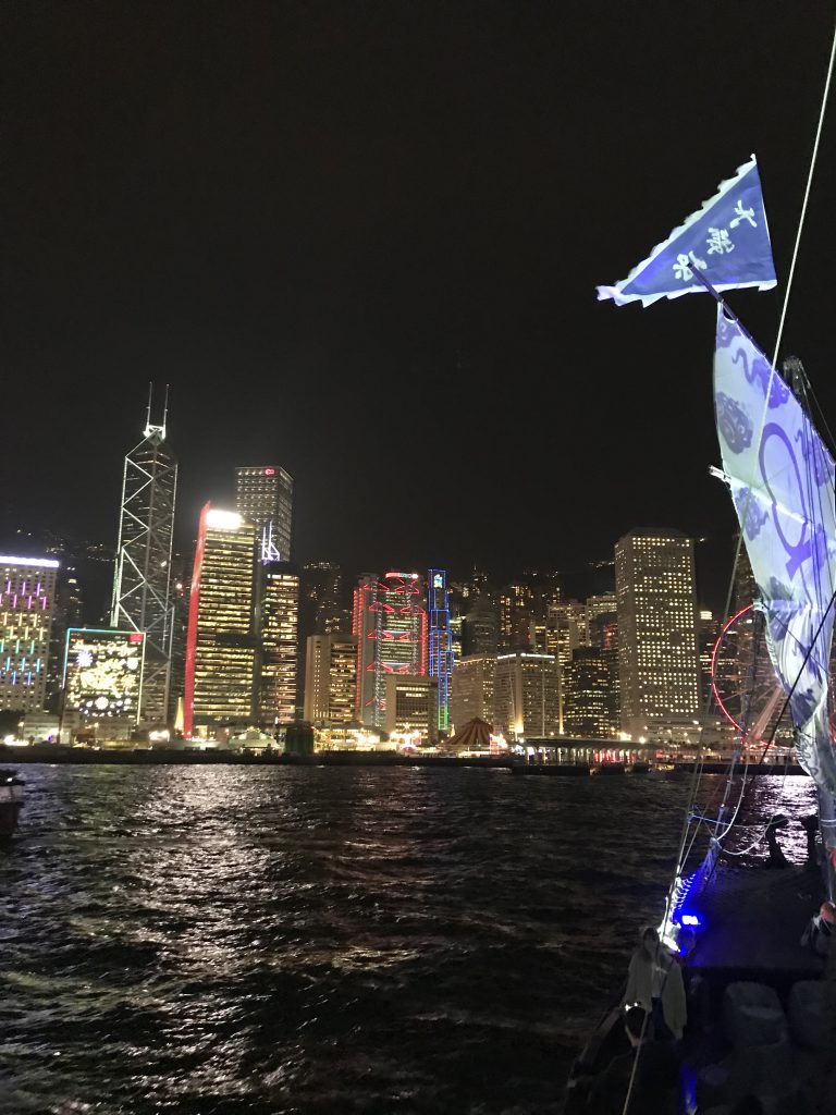 自分を愛する③海外でパケ死！(◎_◎;)